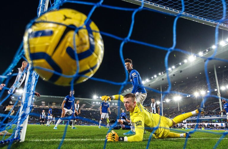 © Alex Livesey / Allsport / Getty Images / Danehouse